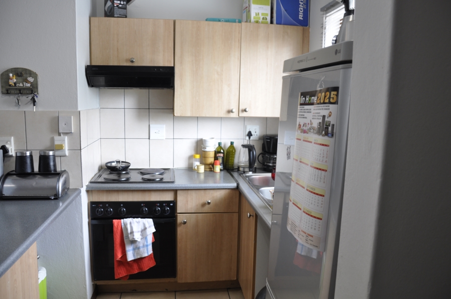 2 Bedroom Property for Sale in Noordwyk Gauteng