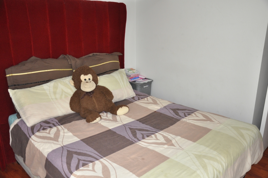 2 Bedroom Property for Sale in Noordwyk Gauteng