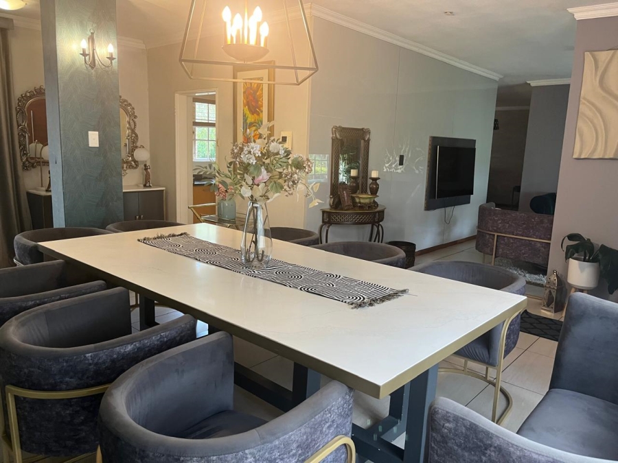 5 Bedroom Property for Sale in Vorna Valley Gauteng