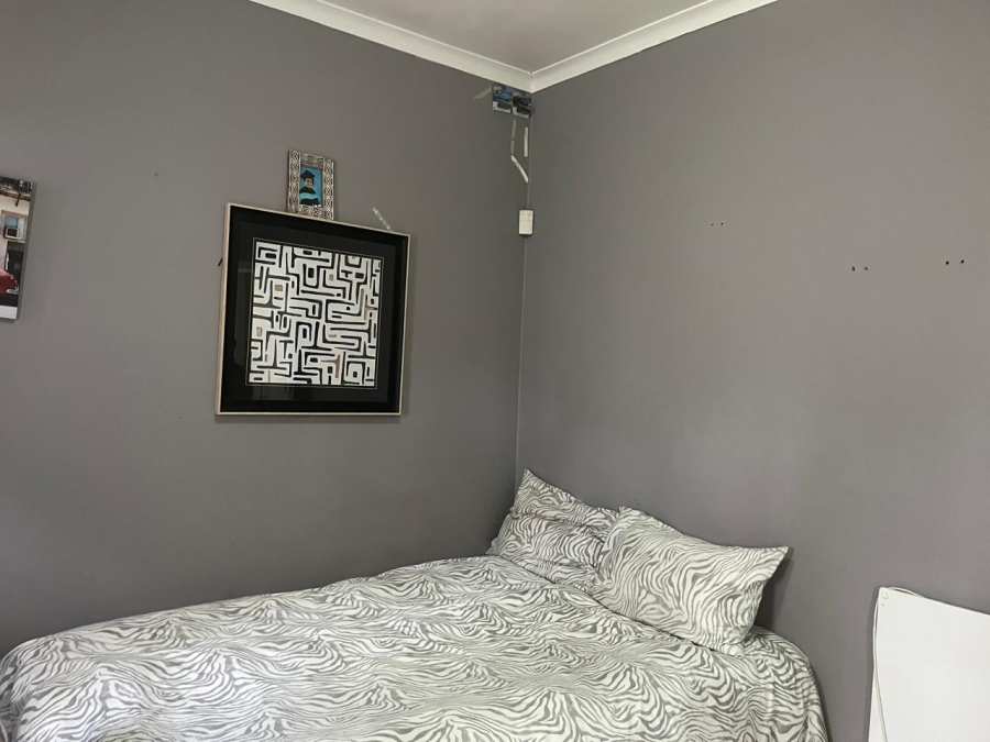 5 Bedroom Property for Sale in Vorna Valley Gauteng