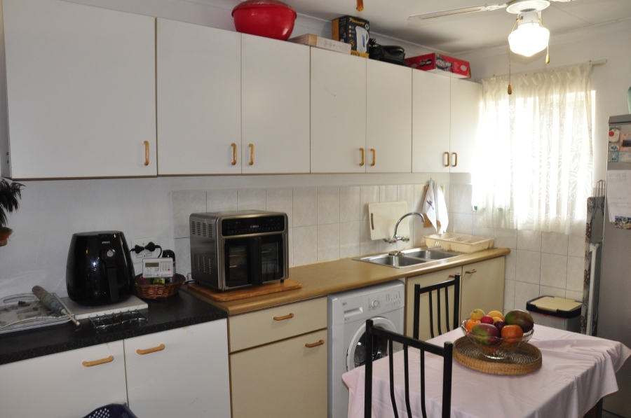 2 Bedroom Property for Sale in Noordwyk Gauteng