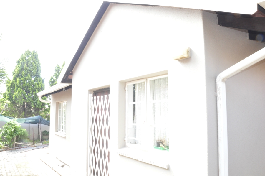 2 Bedroom Property for Sale in Noordwyk Gauteng