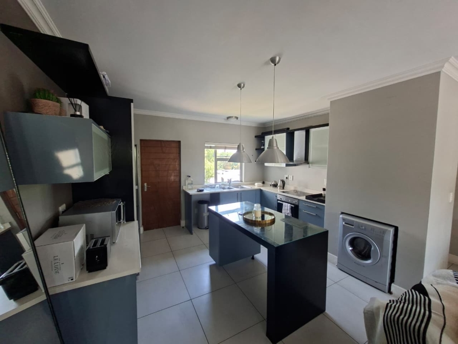 2 Bedroom Property for Sale in Wendywood Gauteng