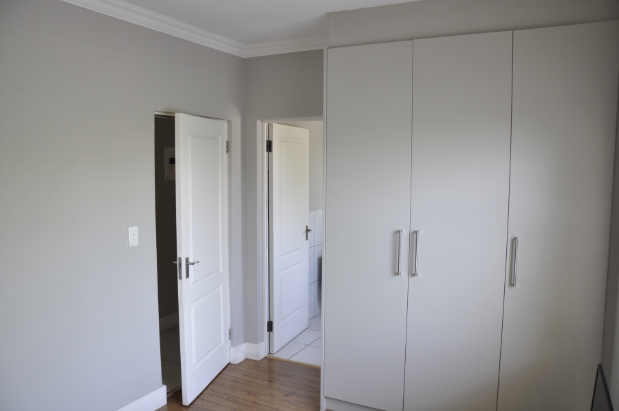 2 Bedroom Property for Sale in Wendywood Gauteng