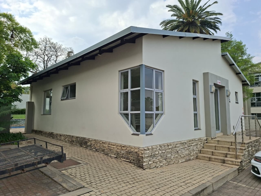 2 Bedroom Property for Sale in Wendywood Gauteng
