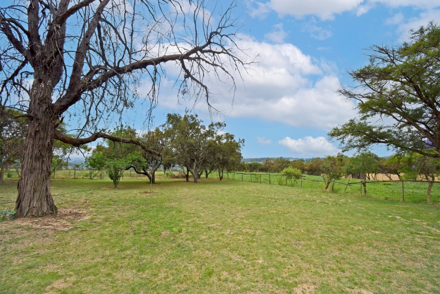 6 Bedroom Property for Sale in Chartwell Gauteng