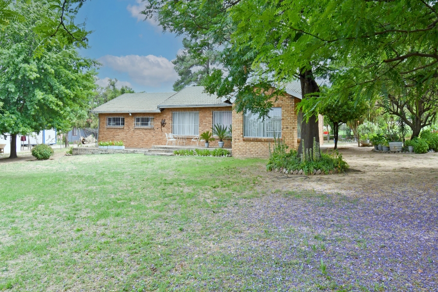 2 Bedroom Property for Sale in Farmall A H Gauteng