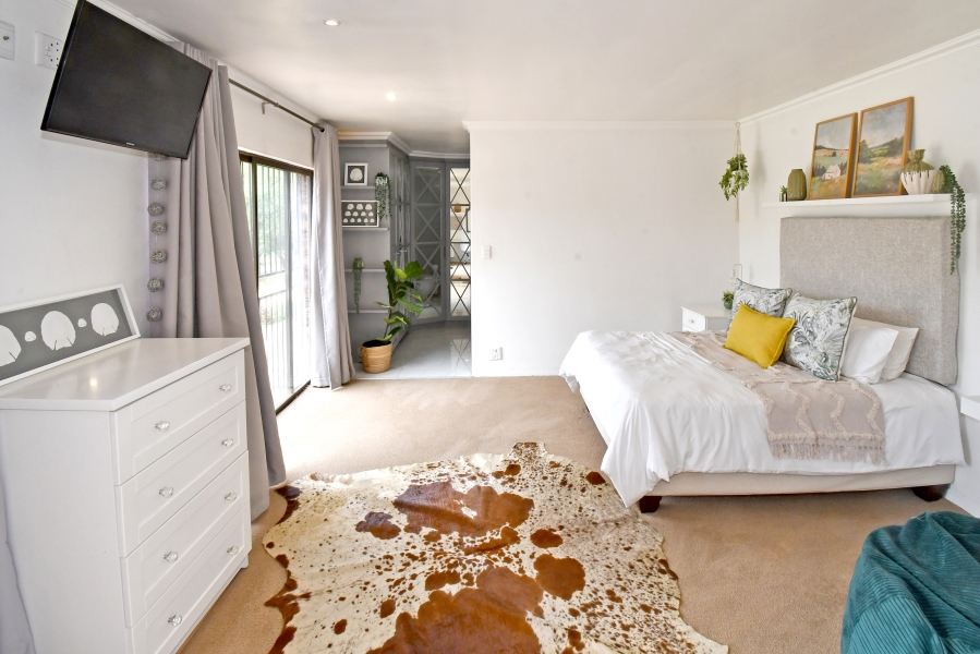 6 Bedroom Property for Sale in Farmall A H Gauteng