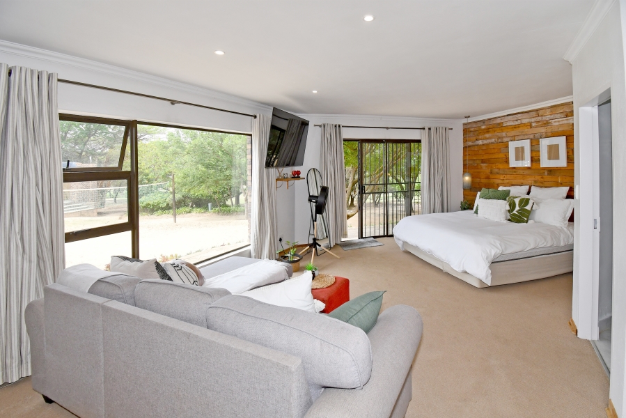 6 Bedroom Property for Sale in Farmall A H Gauteng