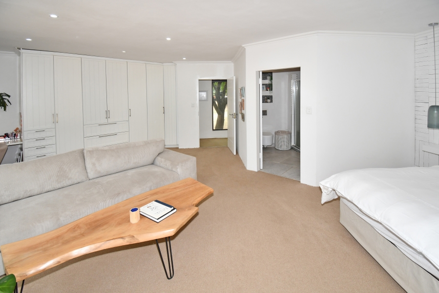 6 Bedroom Property for Sale in Farmall A H Gauteng