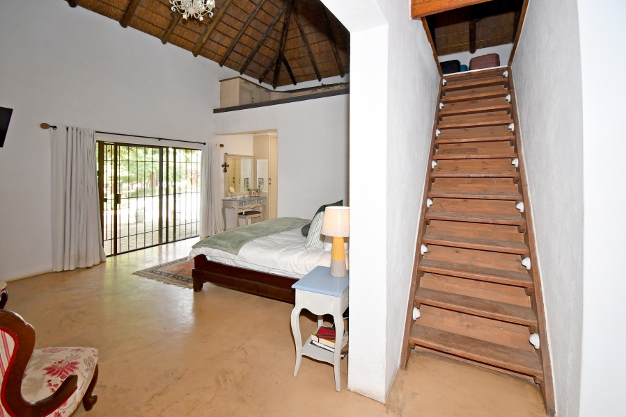 6 Bedroom Property for Sale in Farmall A H Gauteng