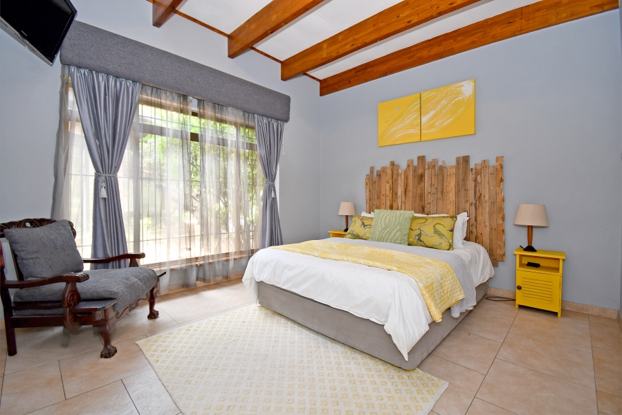 6 Bedroom Property for Sale in Farmall A H Gauteng