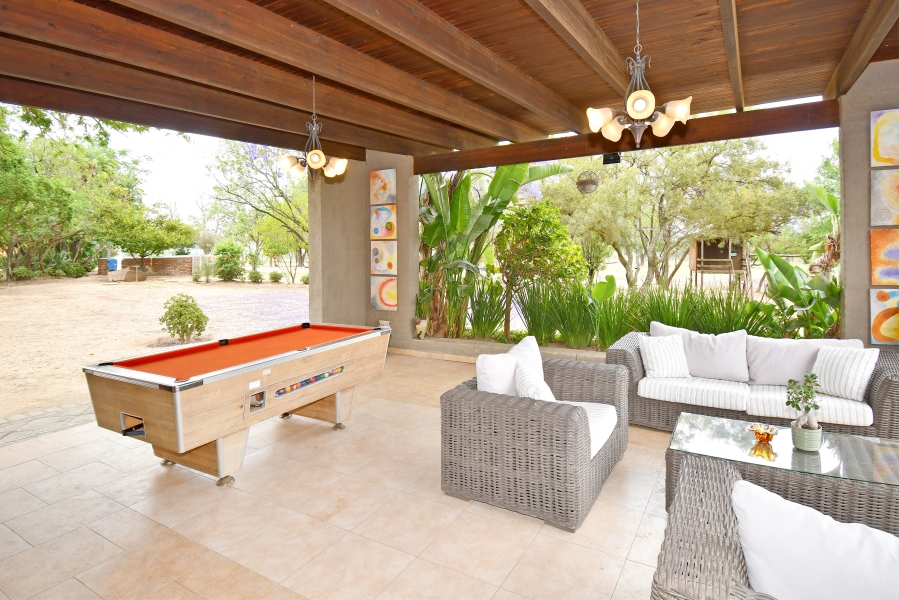 6 Bedroom Property for Sale in Farmall A H Gauteng