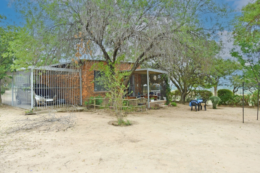 6 Bedroom Property for Sale in Farmall A H Gauteng