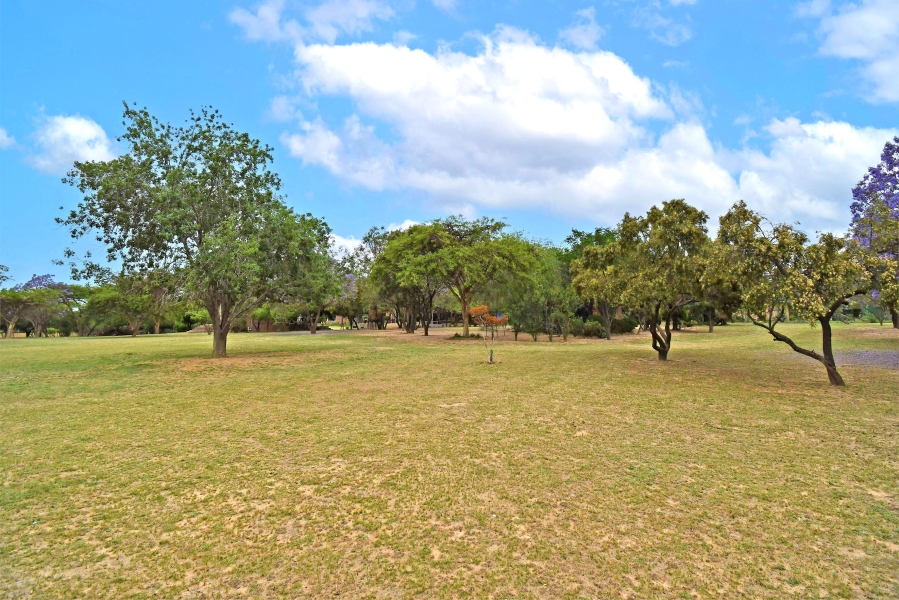 6 Bedroom Property for Sale in Farmall A H Gauteng