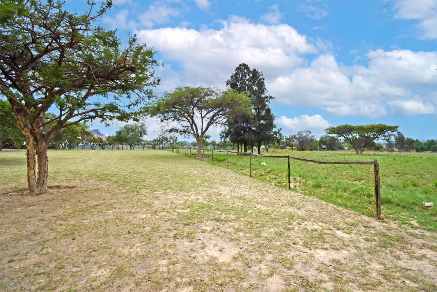 6 Bedroom Property for Sale in Farmall A H Gauteng