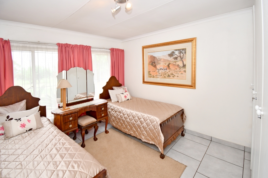 6 Bedroom Property for Sale in Farmall A H Gauteng