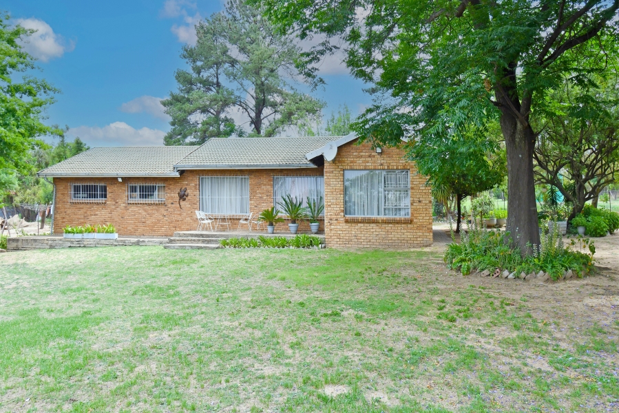 6 Bedroom Property for Sale in Farmall A H Gauteng