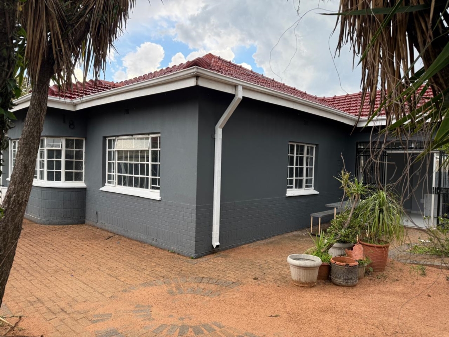 To Let 3 Bedroom Property for Rent in Sydenham Gauteng
