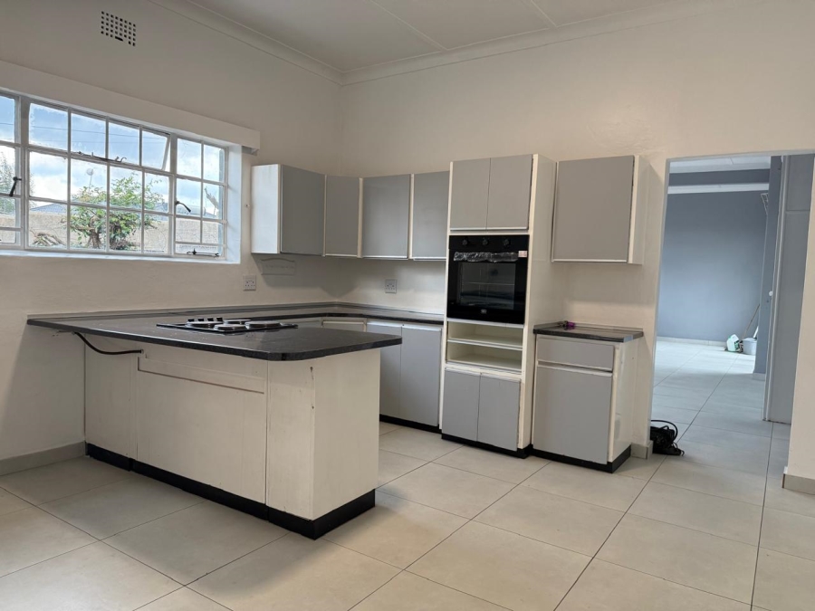 To Let 3 Bedroom Property for Rent in Sydenham Gauteng