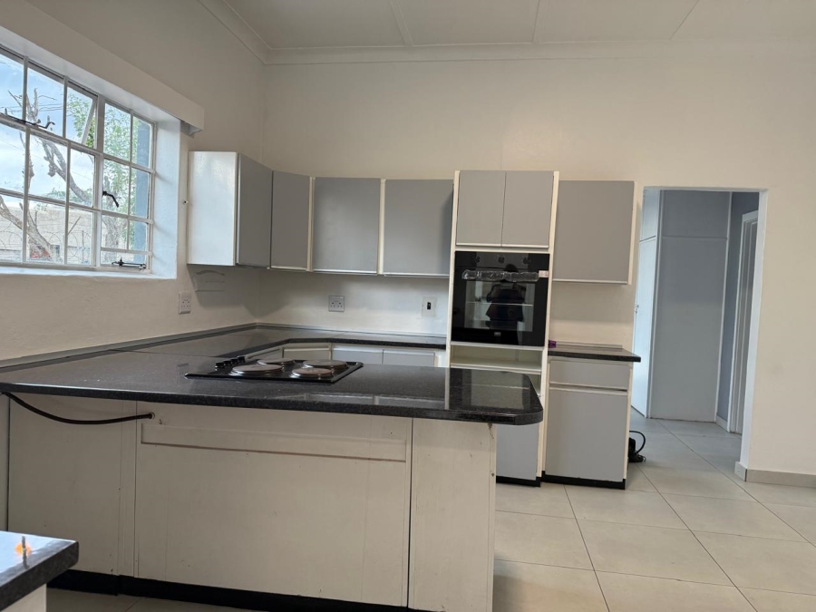 To Let 3 Bedroom Property for Rent in Sydenham Gauteng