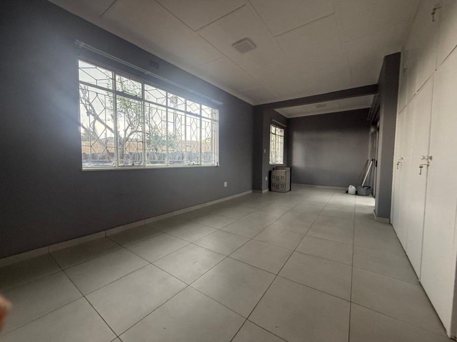 To Let 3 Bedroom Property for Rent in Sydenham Gauteng