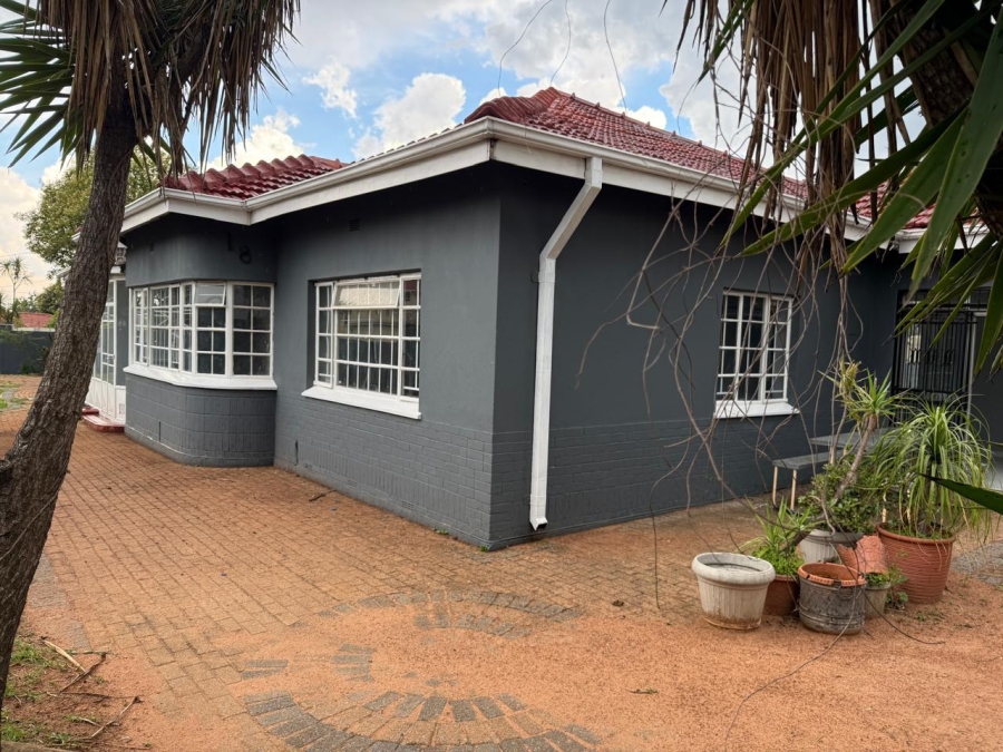 To Let 3 Bedroom Property for Rent in Sydenham Gauteng
