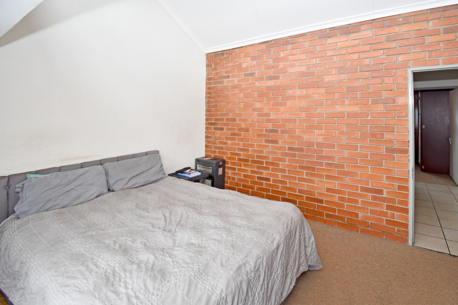 2 Bedroom Property for Sale in Noordwyk Gauteng