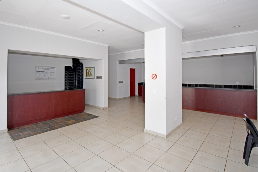 2 Bedroom Property for Sale in Noordwyk Gauteng