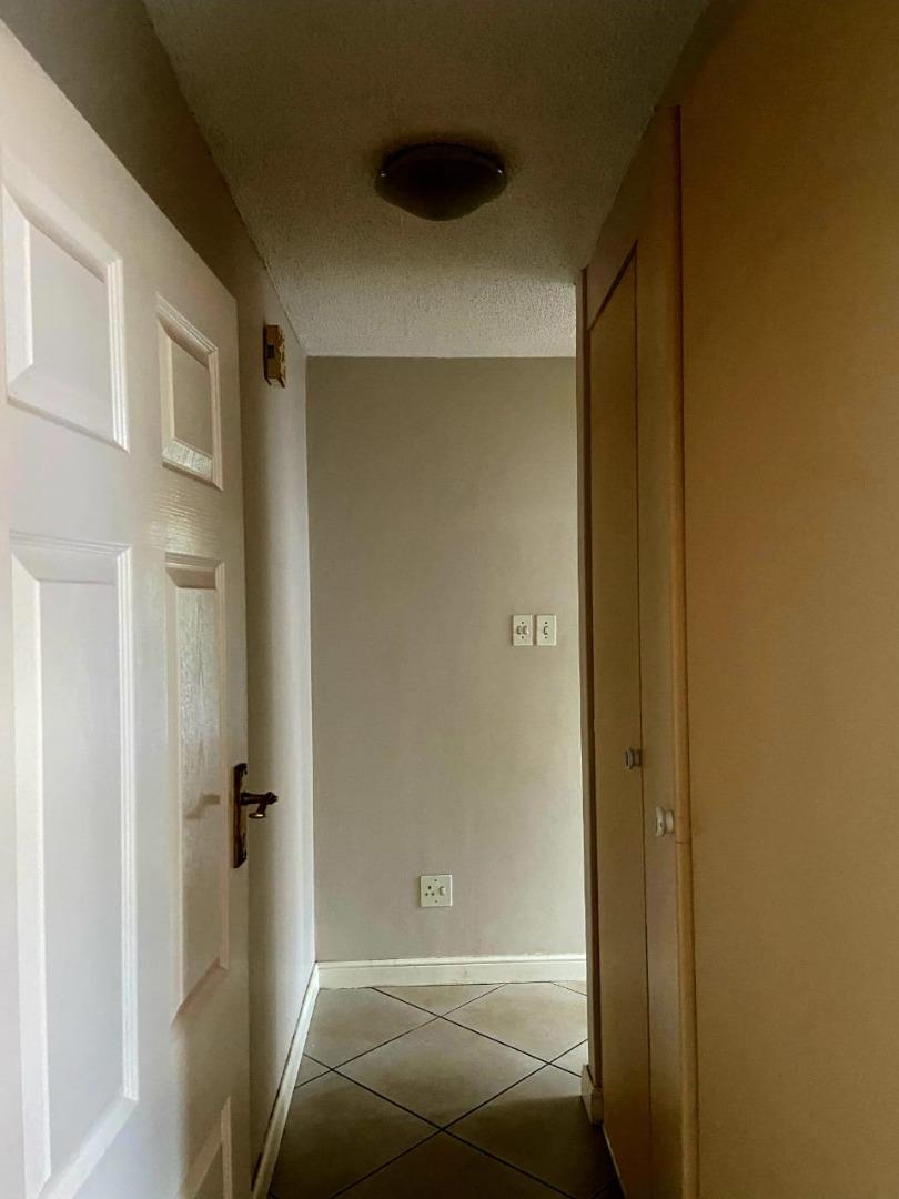 To Let 2 Bedroom Property for Rent in Lynnwood Glen Gauteng