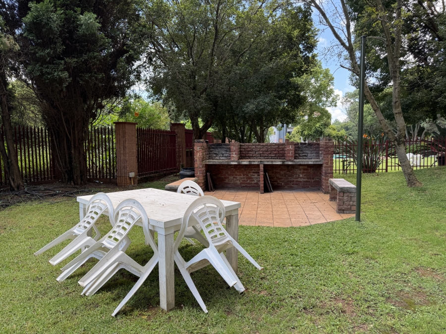 To Let 2 Bedroom Property for Rent in Lynnwood Glen Gauteng