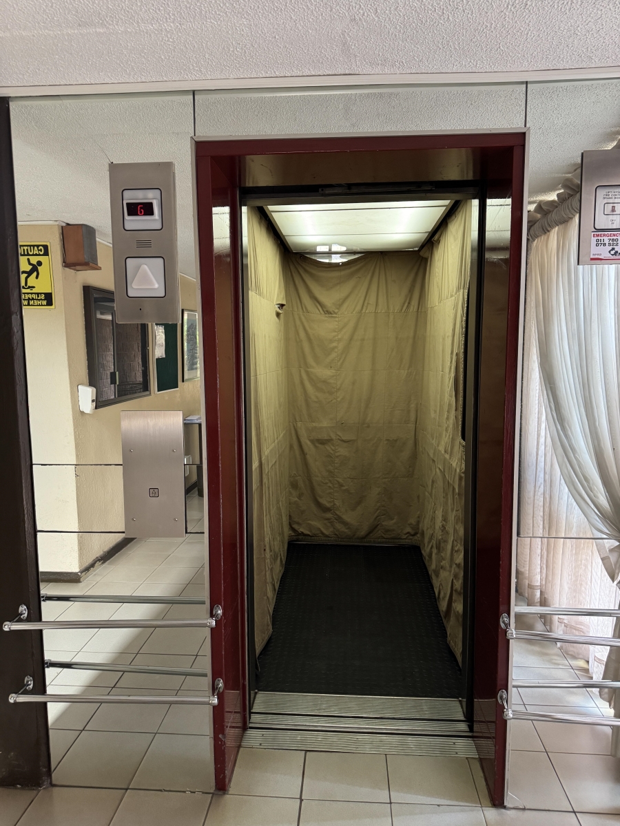 To Let 2 Bedroom Property for Rent in Lynnwood Glen Gauteng