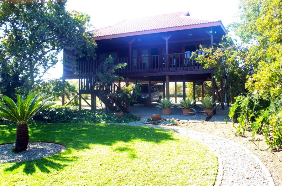 5 Bedroom Property for Sale in Dinokeng Game Reserve Gauteng