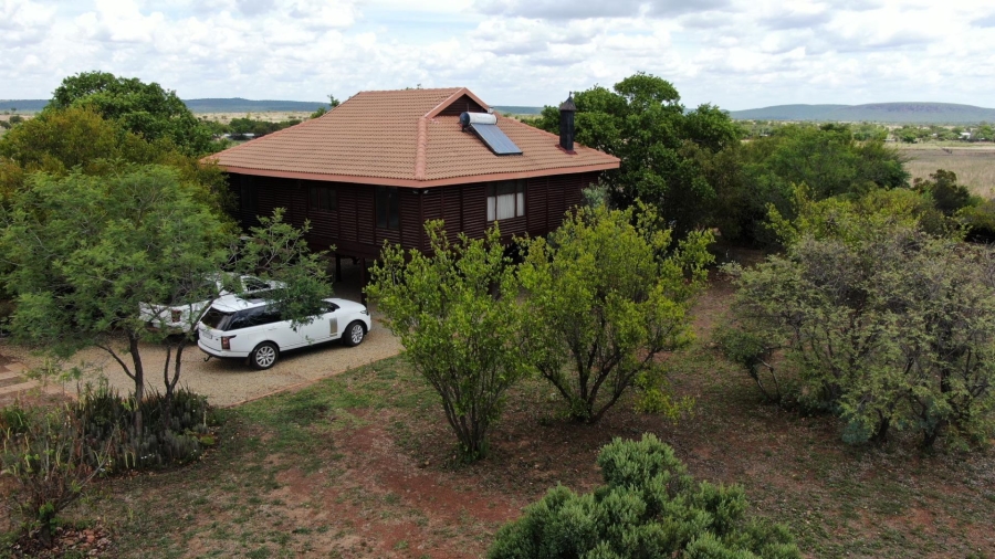 5 Bedroom Property for Sale in Dinokeng Game Reserve Gauteng