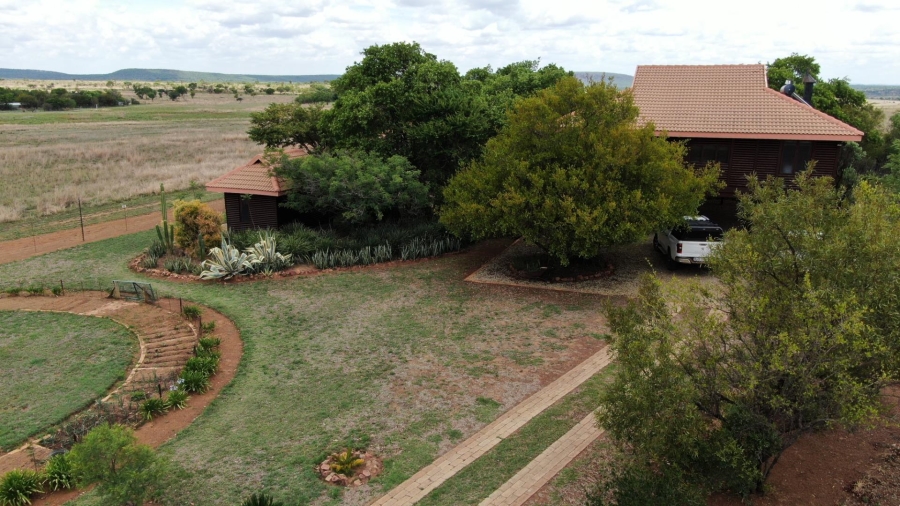 5 Bedroom Property for Sale in Dinokeng Game Reserve Gauteng