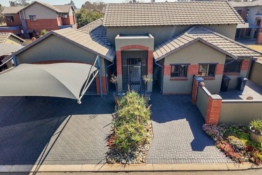 3 Bedroom Property for Sale in Lilianton Gauteng