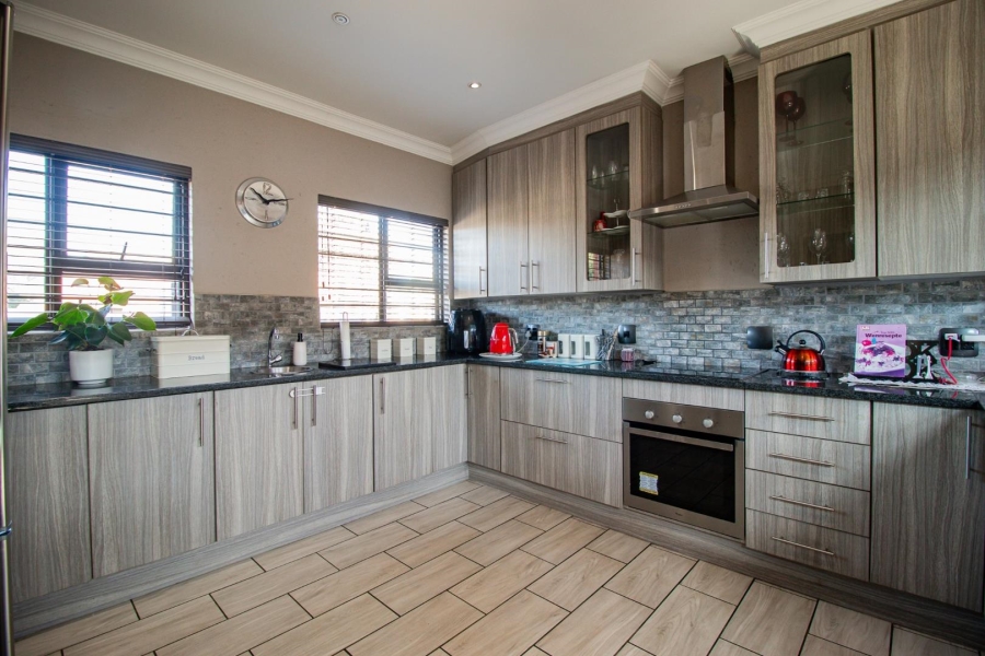 3 Bedroom Property for Sale in Lilianton Gauteng