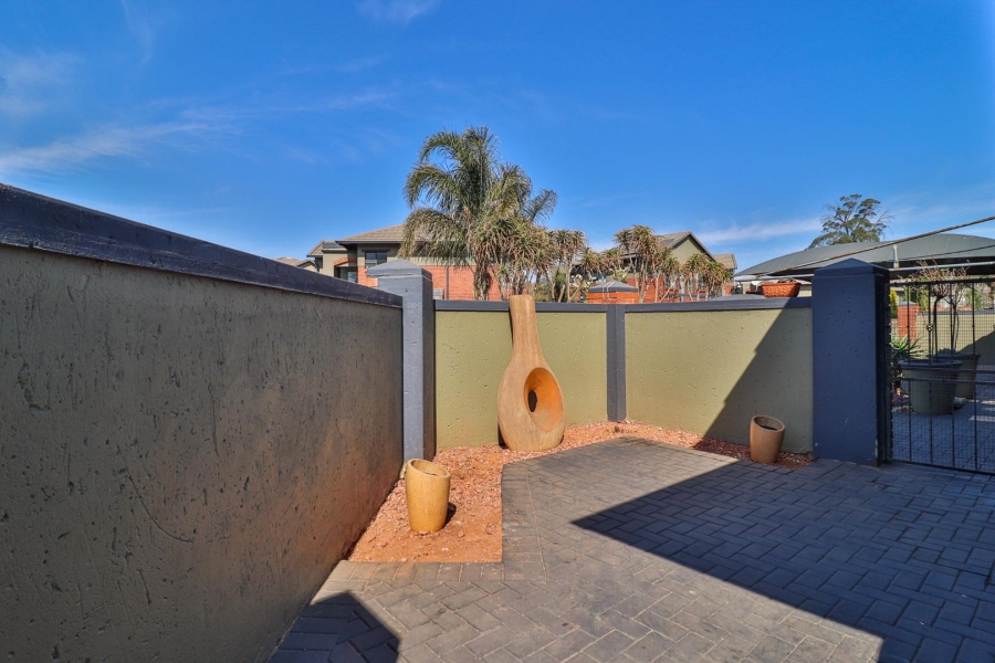 3 Bedroom Property for Sale in Lilianton Gauteng