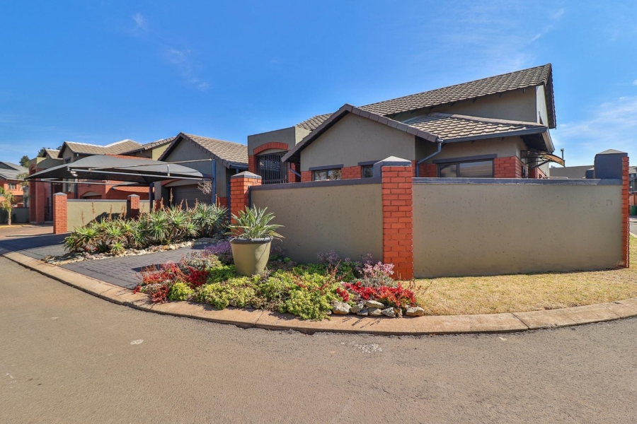 3 Bedroom Property for Sale in Lilianton Gauteng
