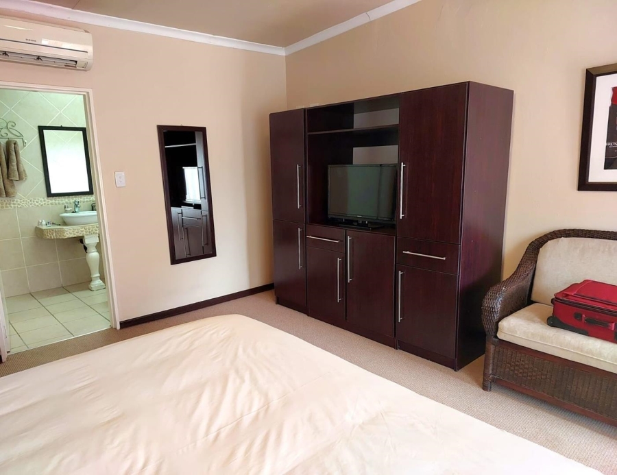 10 Bedroom Property for Sale in Benoni Small Farms Gauteng