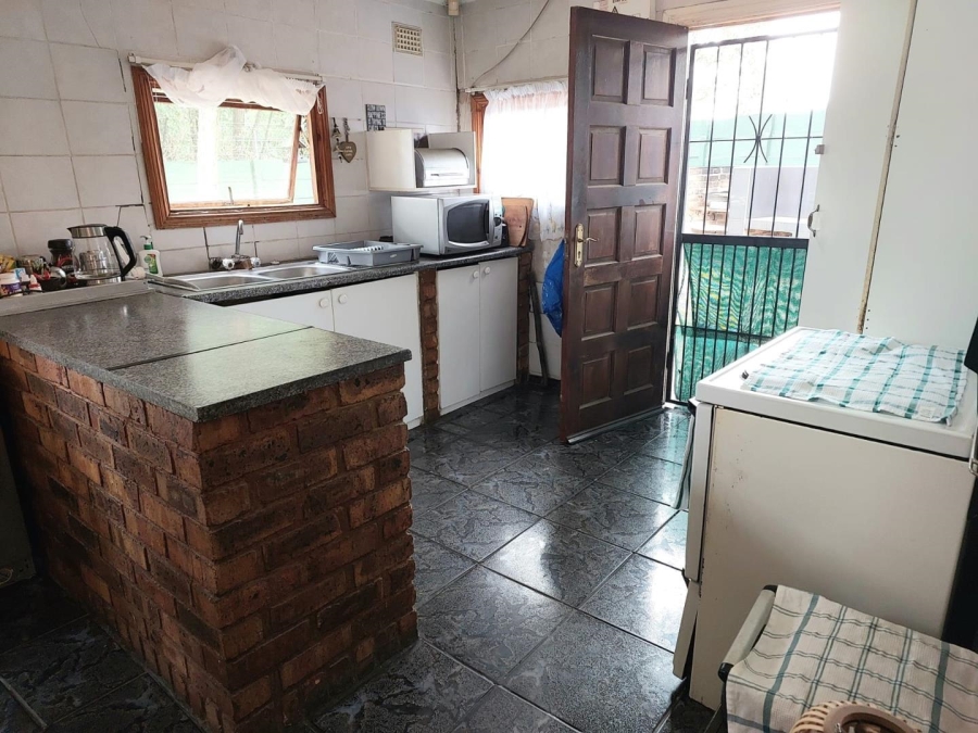 10 Bedroom Property for Sale in Benoni Small Farms Gauteng