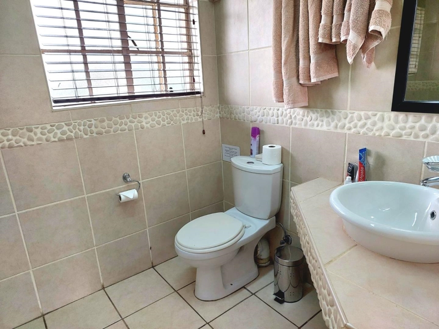 10 Bedroom Property for Sale in Benoni Small Farms Gauteng