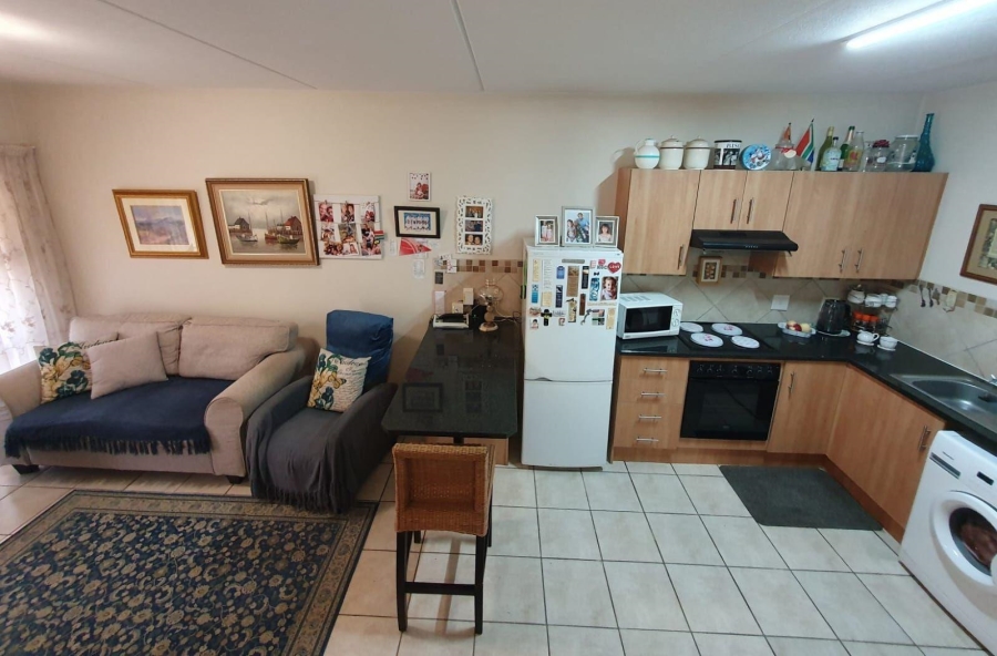 1 Bedroom Property for Sale in Brentwood Gauteng