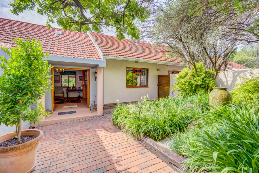 5 Bedroom Property for Sale in Chartwell Gauteng