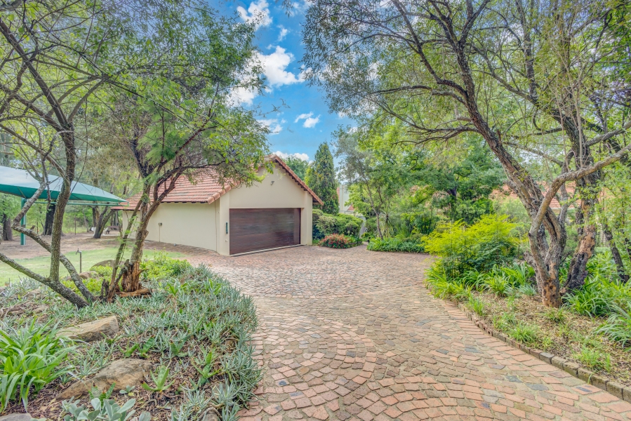 5 Bedroom Property for Sale in Chartwell Gauteng