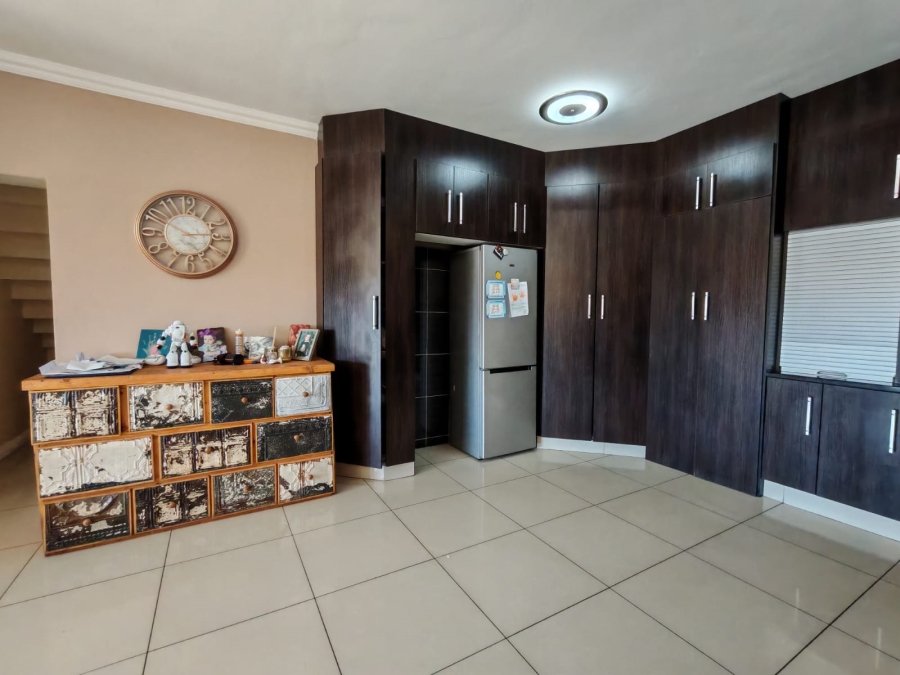 4 Bedroom Property for Sale in Risiville Gauteng