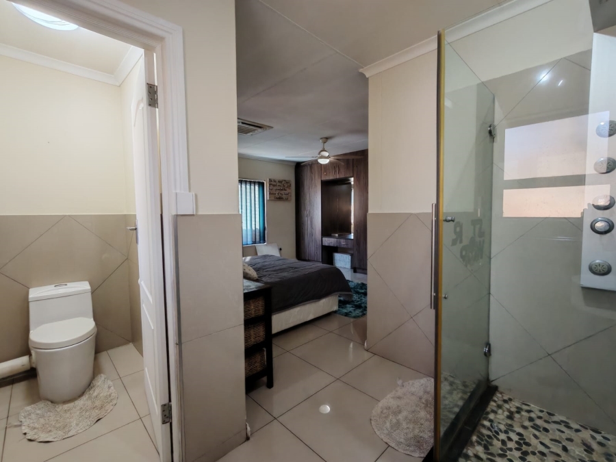 4 Bedroom Property for Sale in Risiville Gauteng