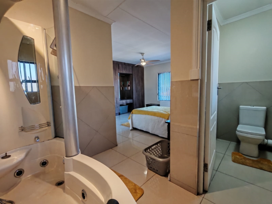 4 Bedroom Property for Sale in Risiville Gauteng