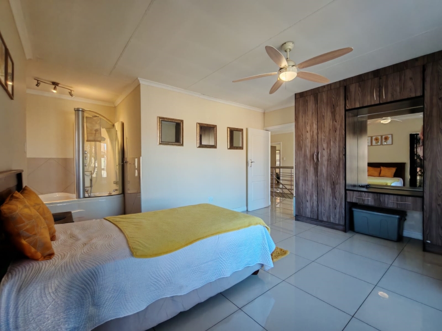 4 Bedroom Property for Sale in Risiville Gauteng