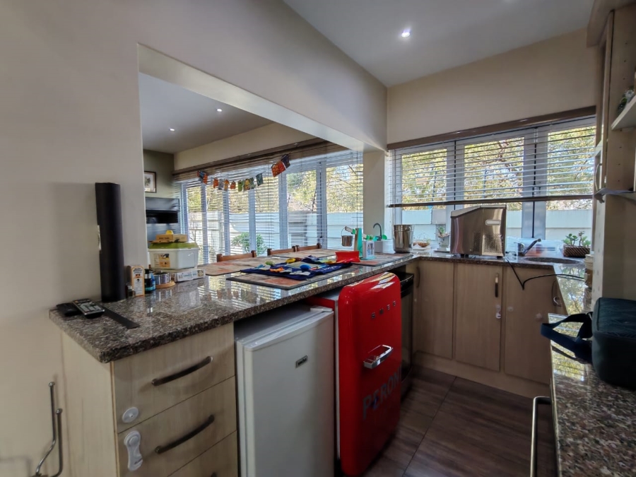 3 Bedroom Property for Sale in Three Rivers Proper Gauteng